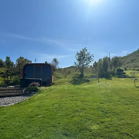 Discover The Ultimate Aurora Escape With A Cozy Outdoor Sauna And Hot Tub Dom wakacyjny *