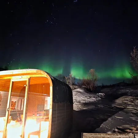 Discover The Ultimate Aurora Escape With A Cozy Outdoor Sauna And Hot Tub Dom wakacyjny *