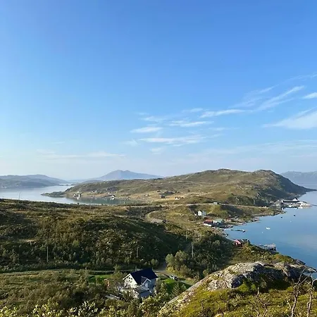 Discover The Ultimate Aurora Escape With A Cozy Outdoor Sauna And Hot Tub Karlsøy