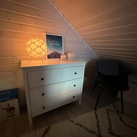 Discover The Ultimate Aurora Escape With A Cozy Outdoor Sauna And Hot Tub Karlsøy