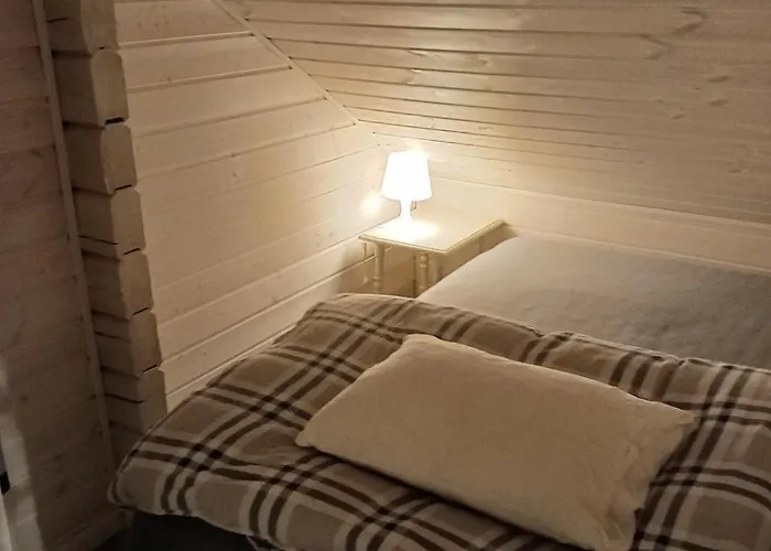 Discover The Ultimate Aurora Escape With A Cozy Outdoor Sauna And Hot Tub Karlsøy